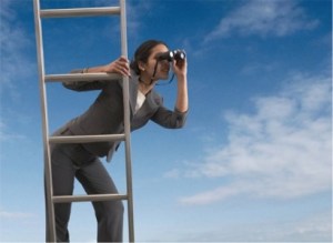 woman-climbing-success-ladder